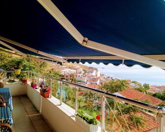 Adali Guest House - Bozcaada - Balcony