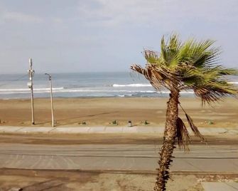 Apartment 201 facing the sea, beautiful beach. - Huanchaco - Playa