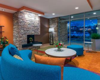 Fairfield Inn & Suites by Marriott Boston Marlborough/Apex Center - Marlborough - Lobby