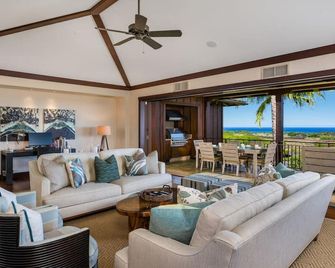Hualalai Resort Haliipua: Luxury & Panoramic Views - Kailua-Kona - Wohnzimmer