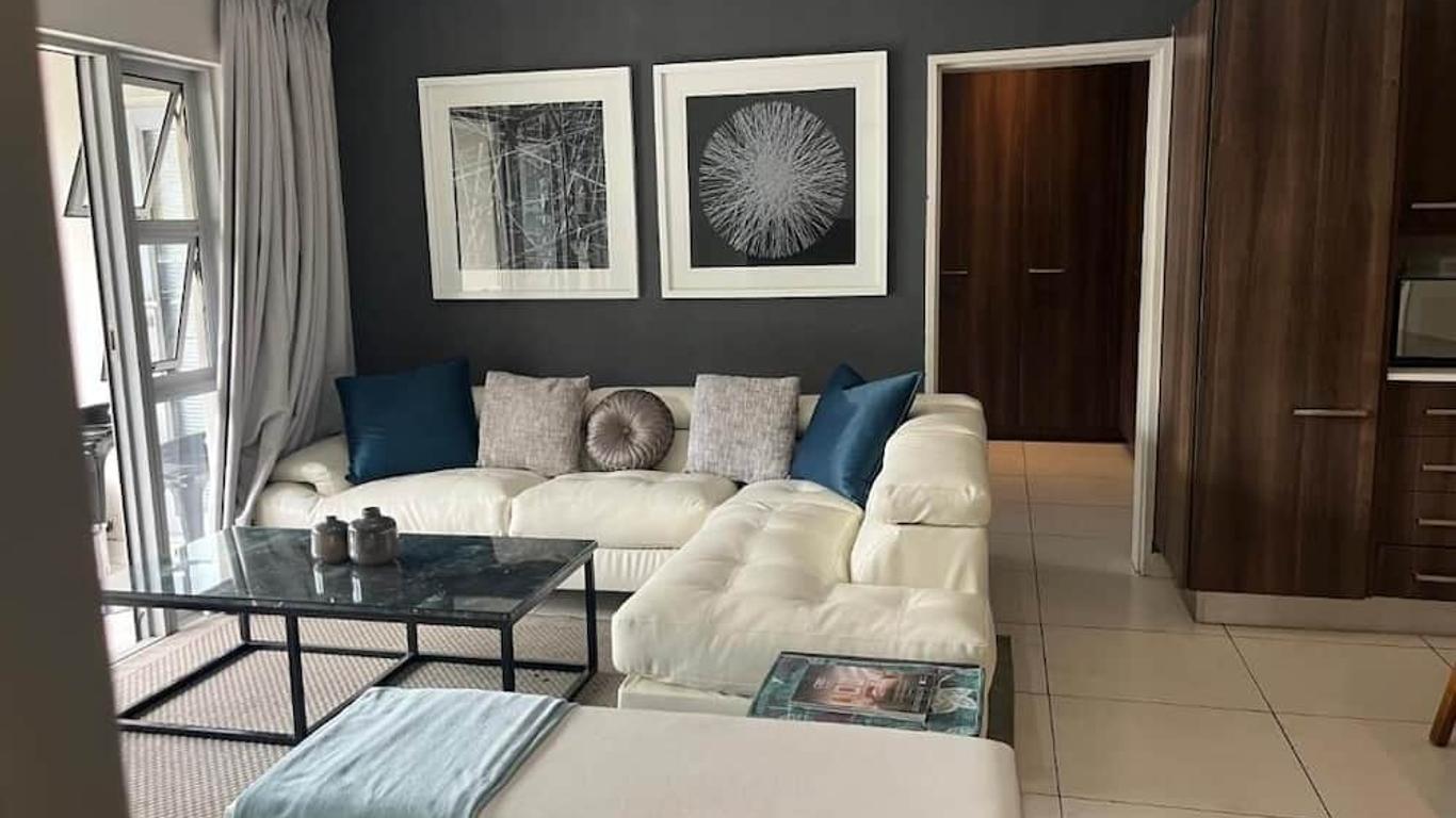 Luxury Apartment in Sandown