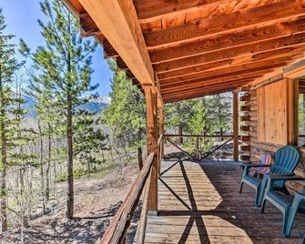 Idyllic Twin Lakes Escape with Deck and Fire Pit! - Twin Lakes (Lake County) - Balcón