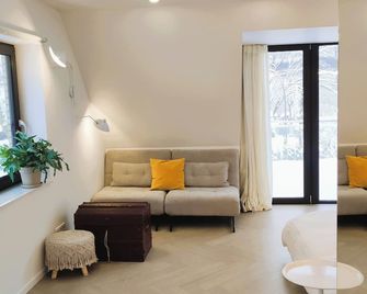 Modern Heritage private Studio - Eichenblick Balkon - Hamburg