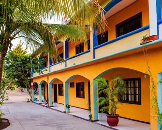 OYO Hotel Miramar, Loreto - Loreto - Bâtiment