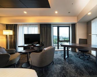 Daiwa Roynet Hotel Fukuyama Ekimae - Fukuyama - Living room