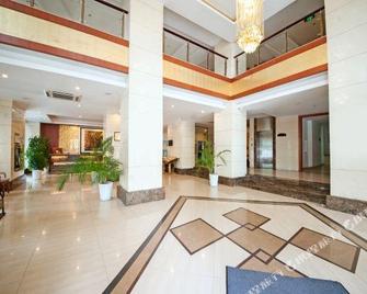 Fengyuan Hotel - Liangshan - Lobby