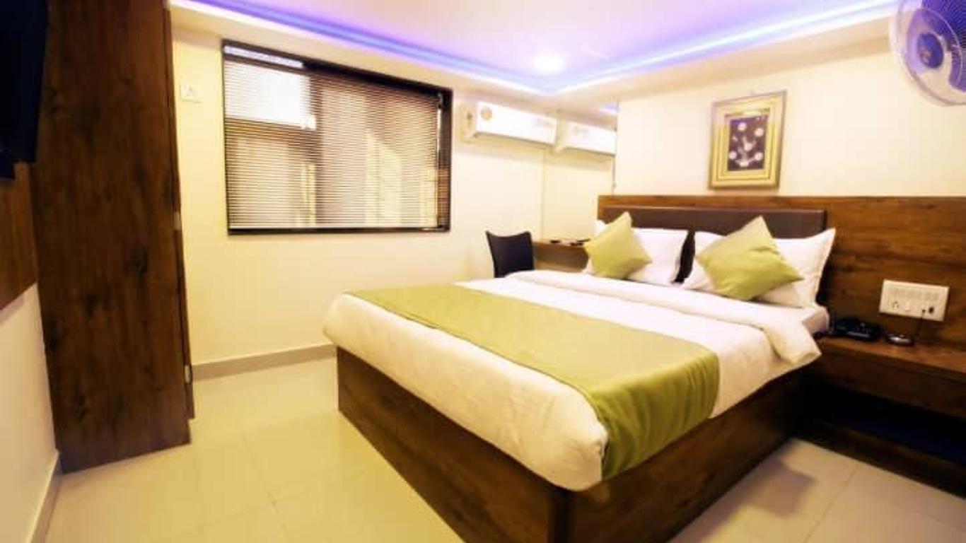 Hotel Happyland