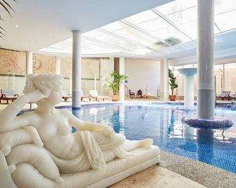 Grand Hotel Palladium - Santa Eulària des Riu - Pool