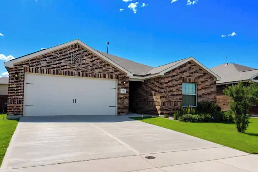 Dallas Retreat - Forney - Edificio