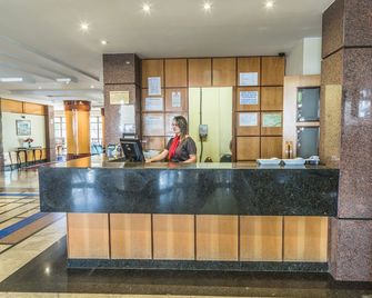 Monumental Bittar Hotel - Brasilia - Front desk