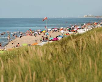 Apartment Appartement 502 by Interhome - Bredene - Strand