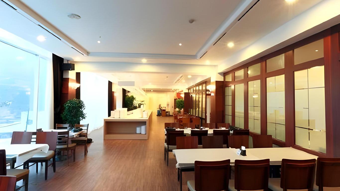Gimcheon Park Tourist Hotel