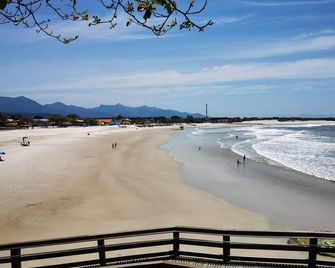 Pousada Girassol - Matinhos - Bãi biển