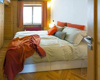 B&B White Moon - Gressoney-La-Trinité - Bedroom