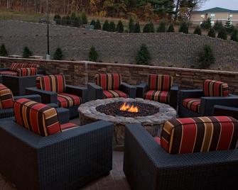 Hampton Inn & Suites Boone, NC - Boone - Balcony