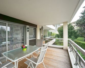 Appartement Avec Terrasse Face au lac - Évian-les-Bains - Balkon