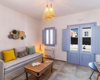 Santorossa Luxury Villas - Emporio - Living room