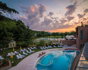 Terme Preistoriche Resort & Spa - Montegrotto Terme - Zwembad