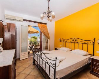 Summer Dream II - Agia Anna