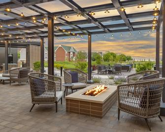 Homewood Suites by Hilton Holland - Holland - Patio
