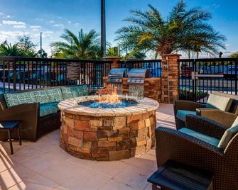 Residence Inn by Marriott Jacksonville South/Bartram Park - Jacksonville - Patio