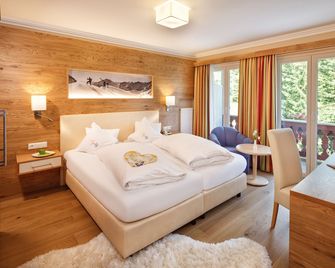 Familienhotel Hinteregger - Rennweg am Katschberg - Bedroom