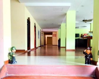 Ban Bua Resort & Hotel - Khon Kaen - Hallway