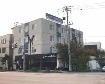 Hotel Yunokawa - האקונדאטה - בניין