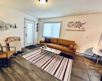 Horseshoe Lake 2nd floor 2 bdrm condo - Joseph - Sala de estar