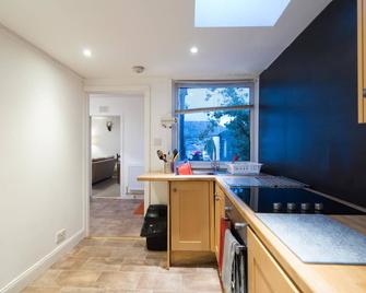 Blair Drummond Holiday Home - Doune - Kitchen
