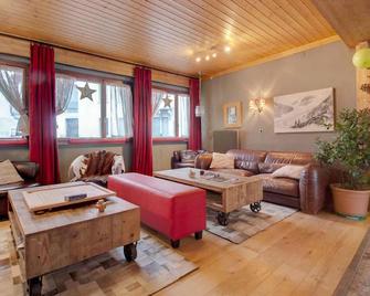 Hotel De La Poste - Bagnes - Living room