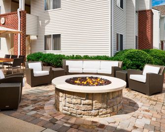 Sonesta ES Suites Annapolis - Annapolis - Innenhof