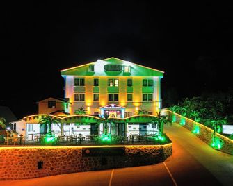 ペルラ ブランカ ホテル - トラブゾン - 建物