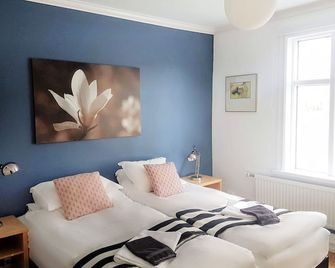 Refurinn Reykjavik Guesthouse - Reykjavik - Bedroom