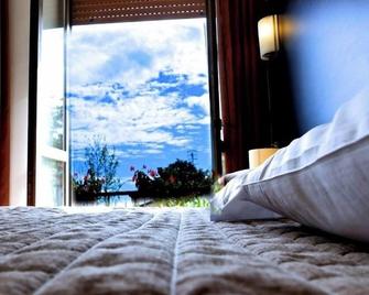 Hotel Colucci - Nusco - Camera da letto