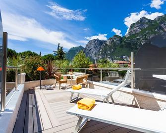 Hotel Savoy Palace - Riva del Garda - Ban công