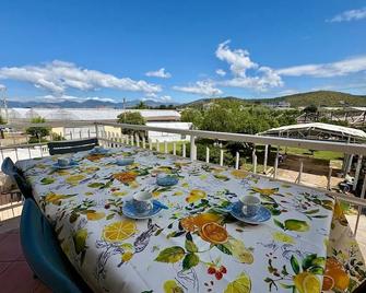 Casa Onda Blu - Lake View Flat, 4 mins from beach with parking! - Sperlonga - Balcony