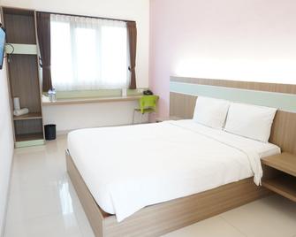 Cassa Hotel - Surabaya - Bedroom