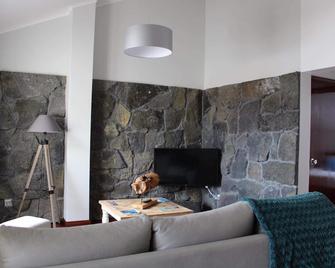 Margarida House - Stone Apartment - Ribeira Grande - Sala de estar