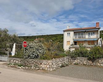 Studio Punat 5410a - Punat - Building