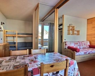 Studio divisible central, balcon, 4 pers - FR-1-455-197 - La Plagne-Tarentaise - Dining room