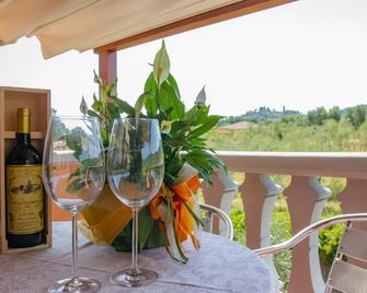 Le Quattro Stagioni - Massa e Cozzile - Balcony