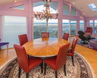 Dolphin Watch - Oceanfront - North End Vb - Virginia Beach - Dining room