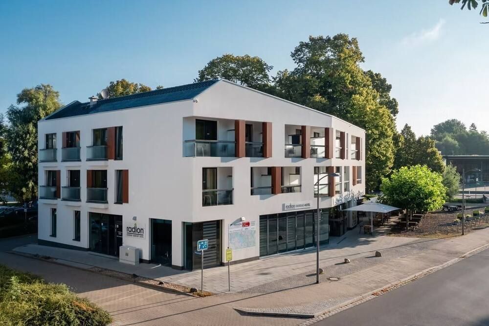 Radlon Fahrrad-Komfort-Hotel - ارين (موريتز) - مبنى