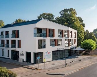 Radlon Fahrrad-Komfort-Hotel - Waren - Bygning