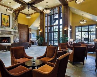 Ski in Ski Out Luxury Resort - Breckenridge - Lounge
