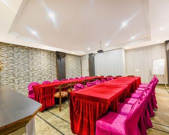 Fabhotel Nanda - Ludhiana - Meetingraum