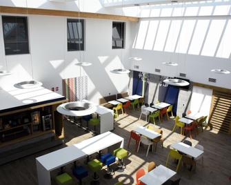 ibis budget Langres - Langres - Building