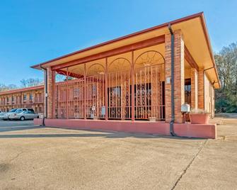 OYO Hotel Jefferson Tx Hwy 59 - Jefferson - Building