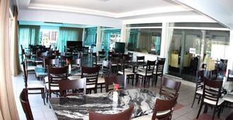 Amuarama Hotel - פורטאלזה - מסעדה